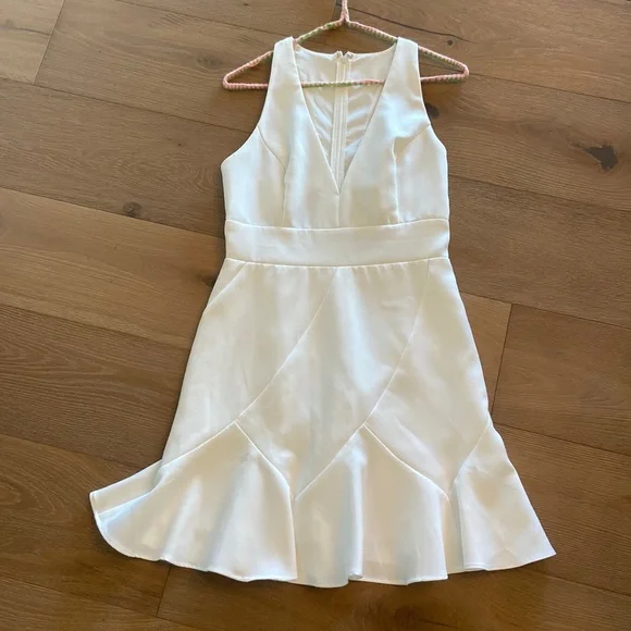 betsy adam halter dress White Halter Lace Applique Mini Short Homecoming Dresses – Hoprom main image 1